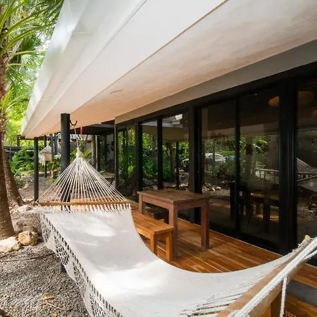 Las Avellanas Villas